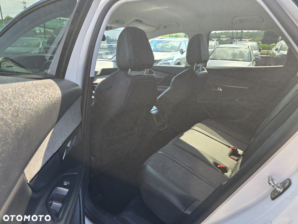 Peugeot 3008 THP 165 EAT6 Stop & Start Allure - 11