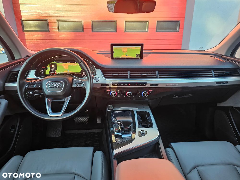 Audi Q7 - 5