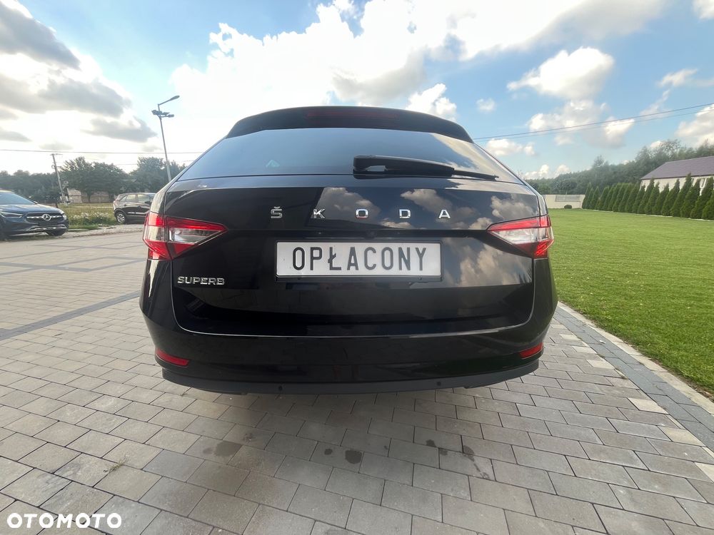 Skoda Superb 2.0 TDI DSG Ambition - 9