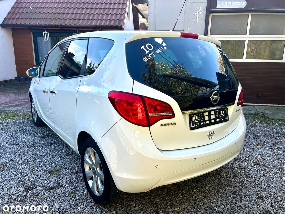Opel Meriva - 11