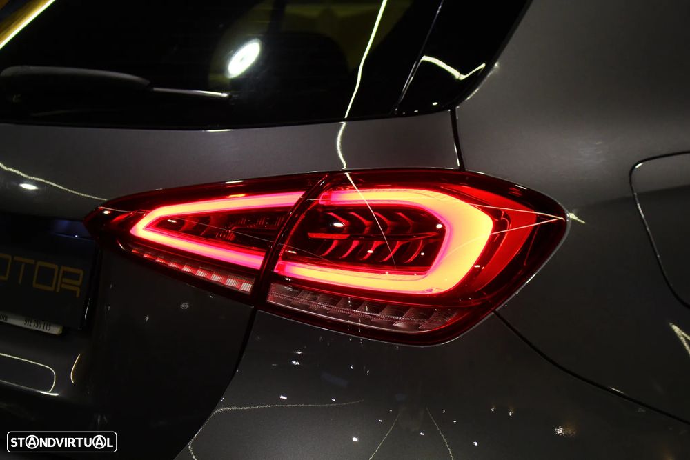 Mercedes-Benz A 250 e Progressive - 9