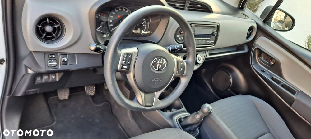 Toyota Yaris 1.0 Active - 5