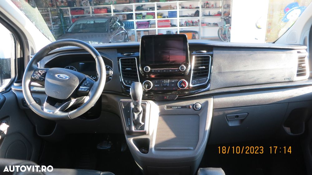 Ford Tourneo Custom Bus 320 2.0 EcoBlue 185 CP L1H1 Sport Aut. - 6