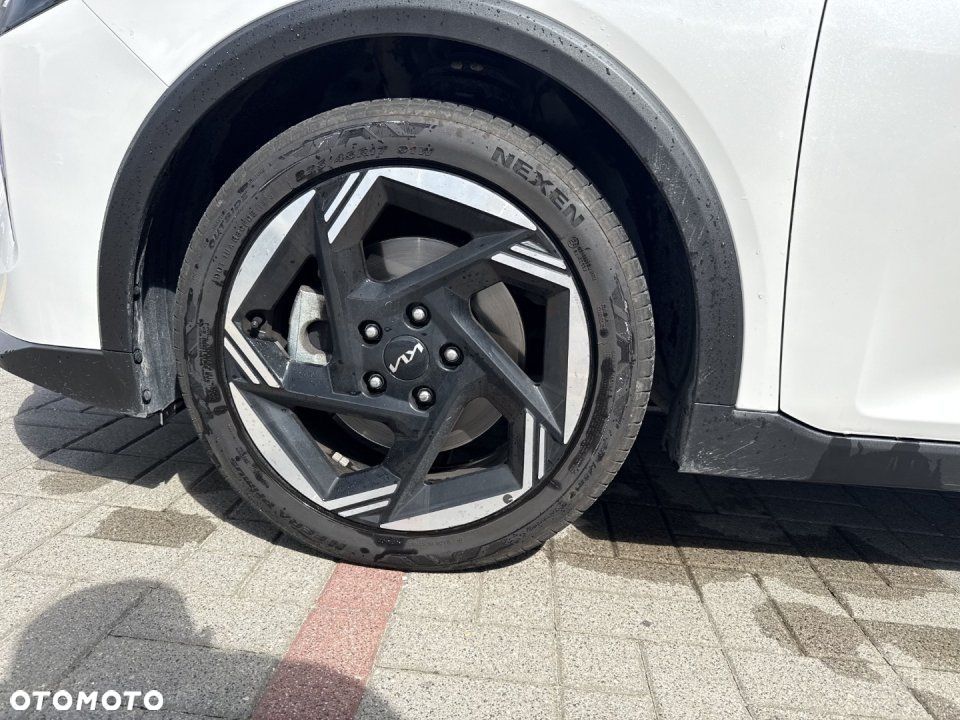 Kia K4 - 18