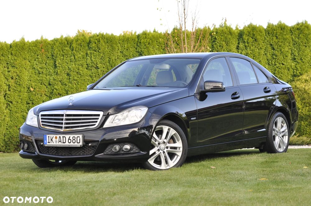Mercedes-Benz C-Klasa 2011 photo 2