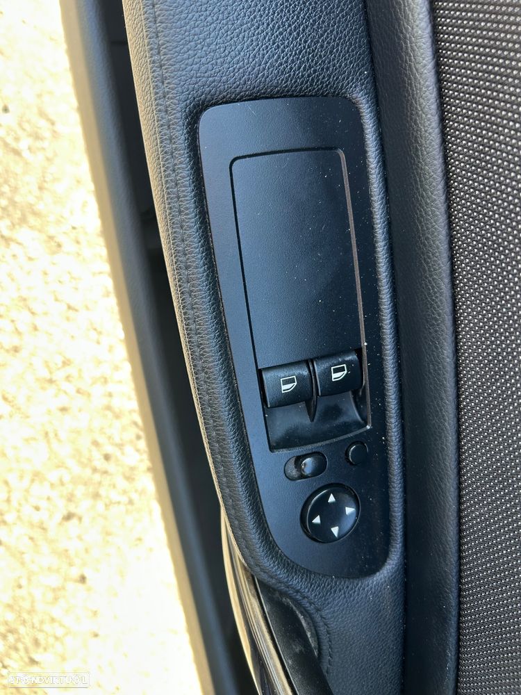 BMW 118 d Edition Exclusive - 16