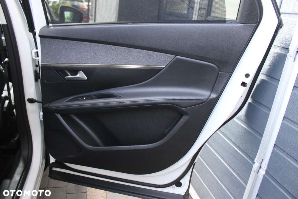 Peugeot 5008 - 29