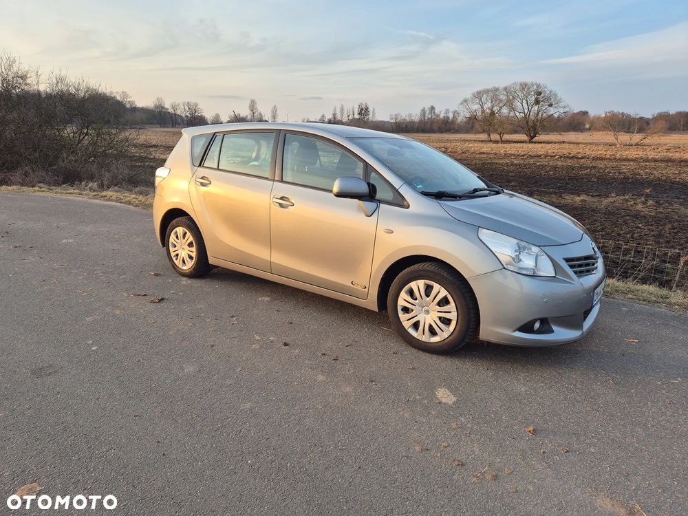 Toyota Verso 1.8 Premium EU5 - 2