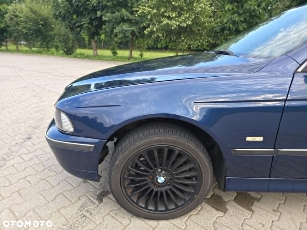 BMW Seria 5 520i - 15