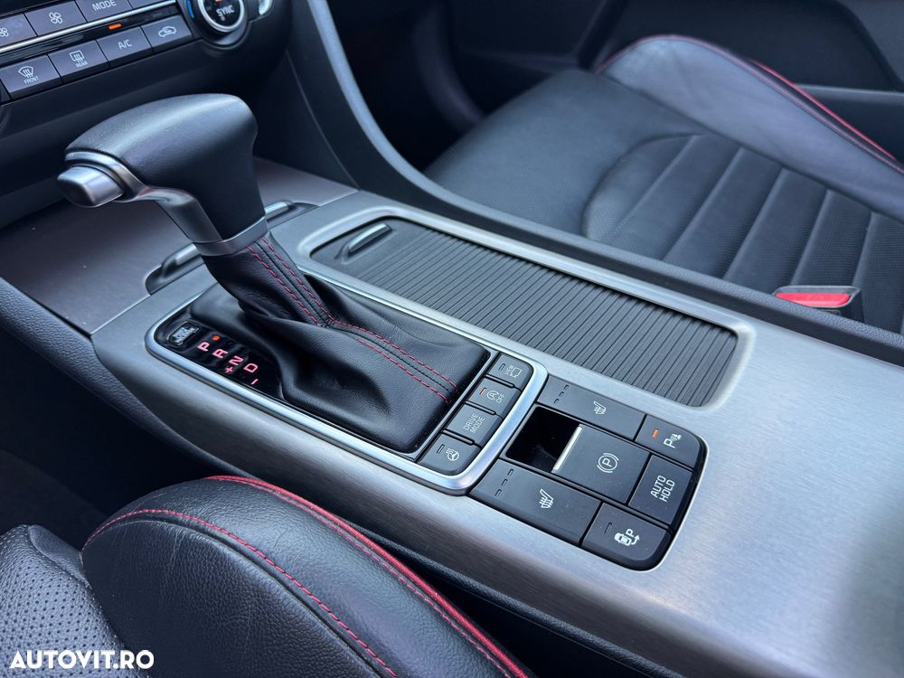 Kia Optima - 20