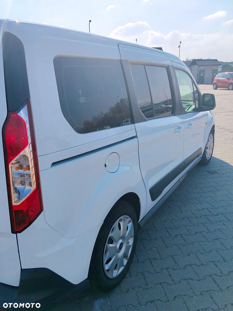 Ford Tourneo Connect - 11