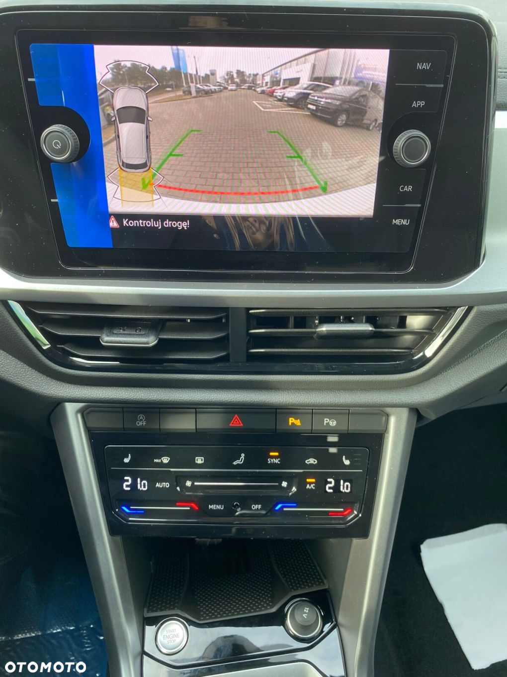 Volkswagen T-Roc 1.5 TSI Life Plus DSG - 6