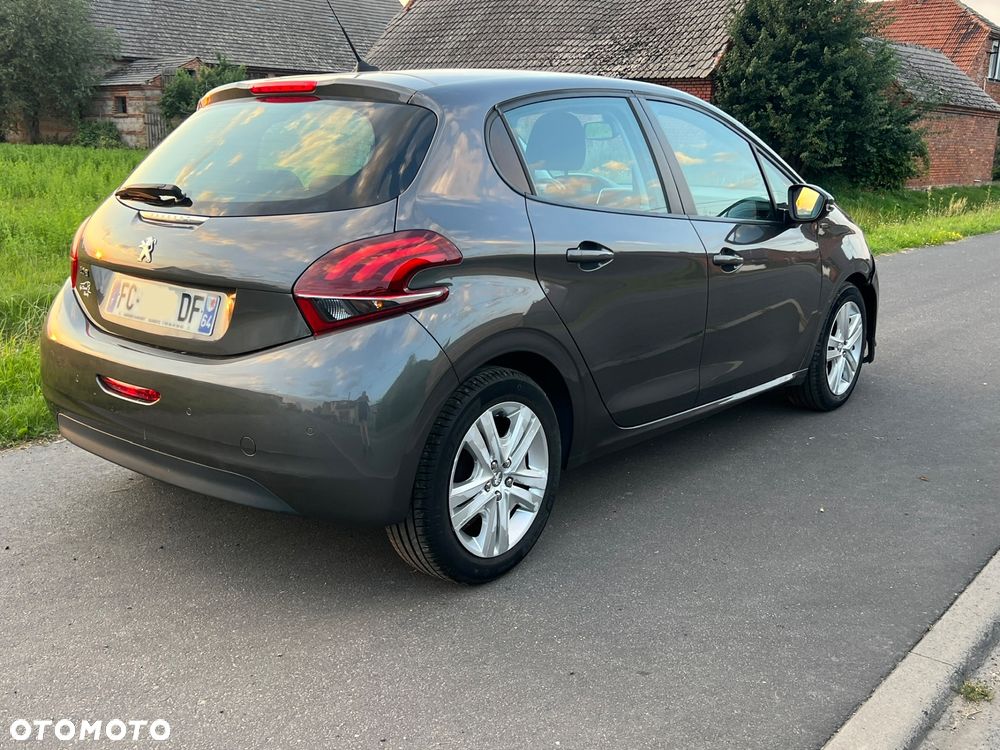 Peugeot 208 PureTech 82 Stop & Start Signature - 6