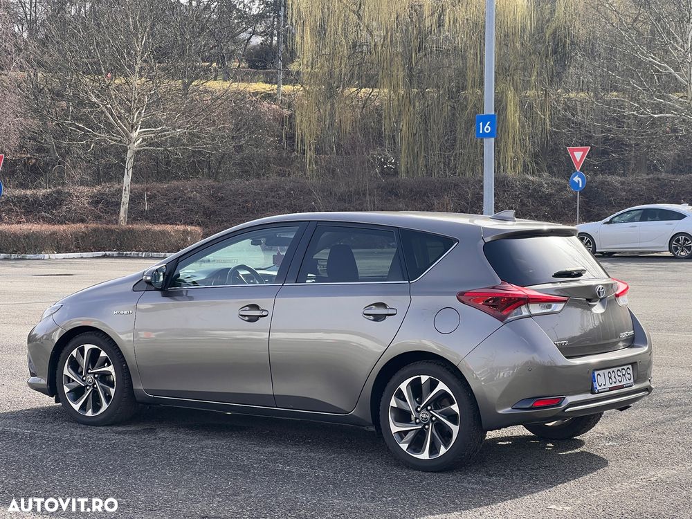 Toyota Auris 2016 photo 4