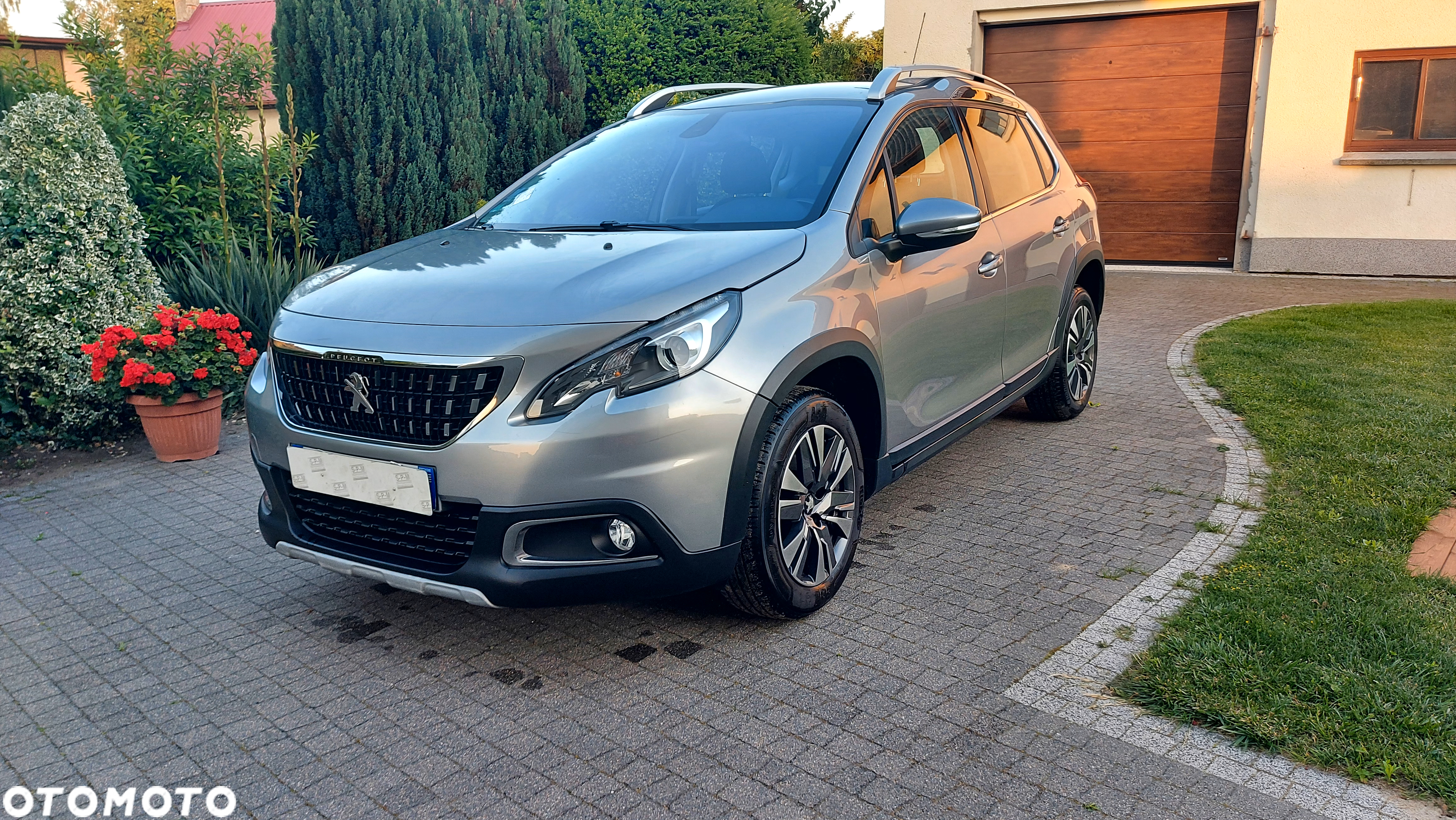 Peugeot 2008 - 2