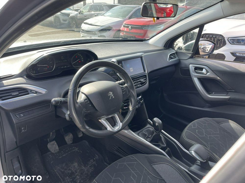 Peugeot 2008 1.6 BlueHDi Active - 10