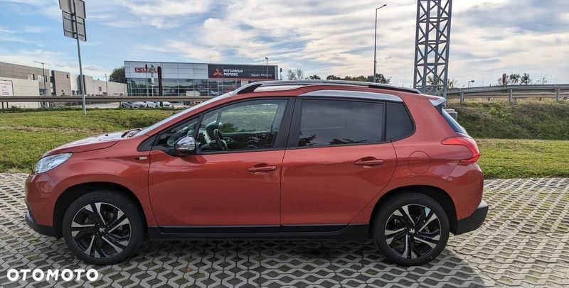 Peugeot 2008 1.2 Pure Tech Style S&S - 3