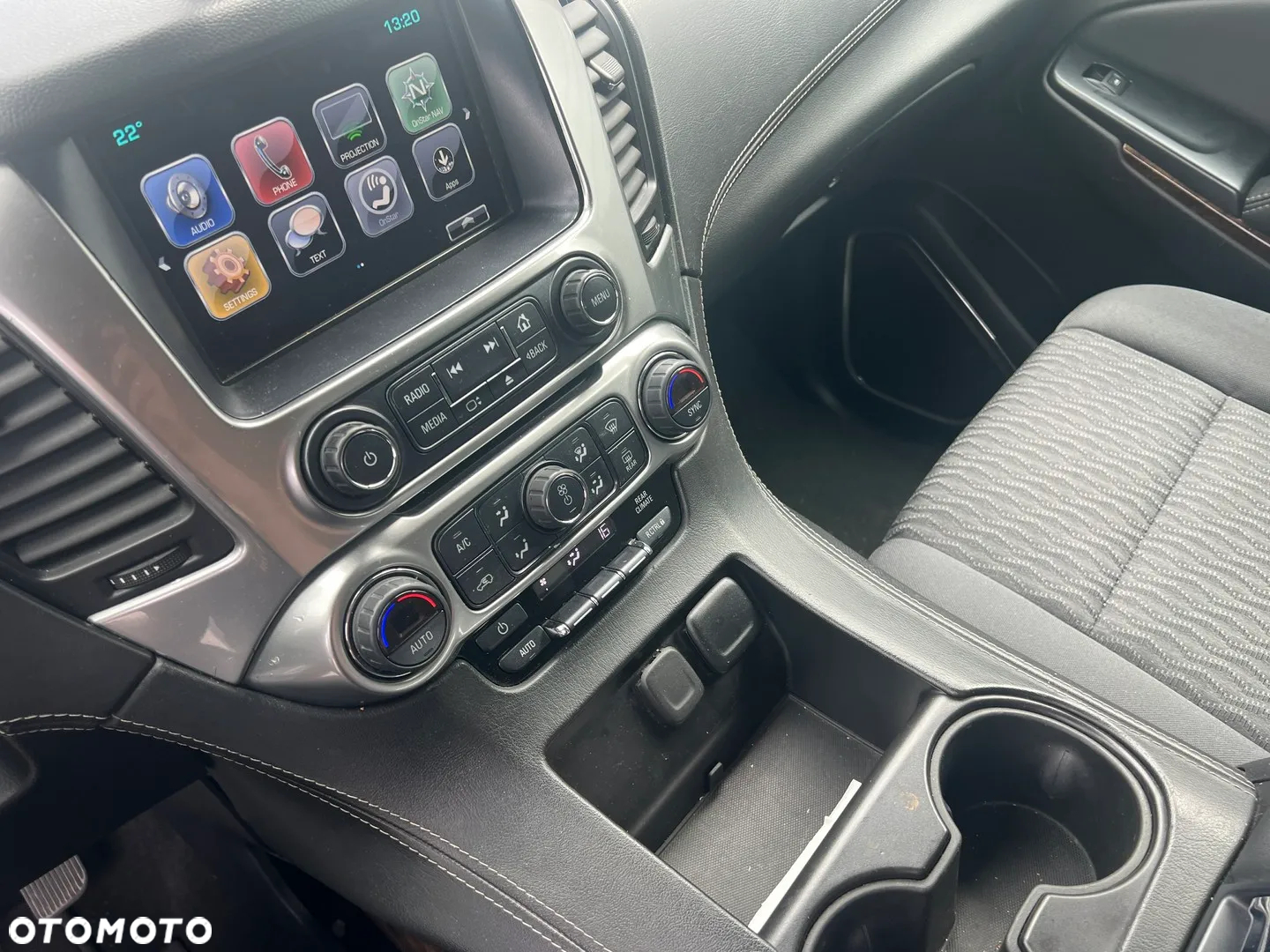 Chevrolet Tahoe - 9