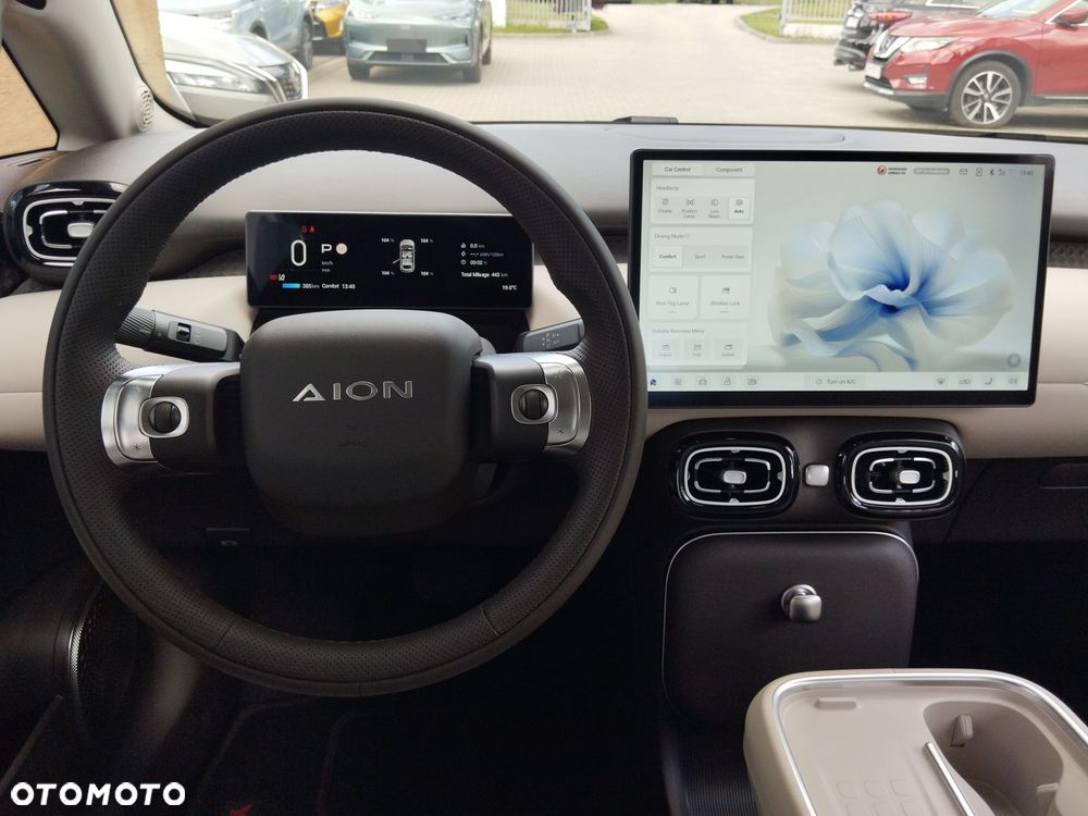 GAC AION UT - 13