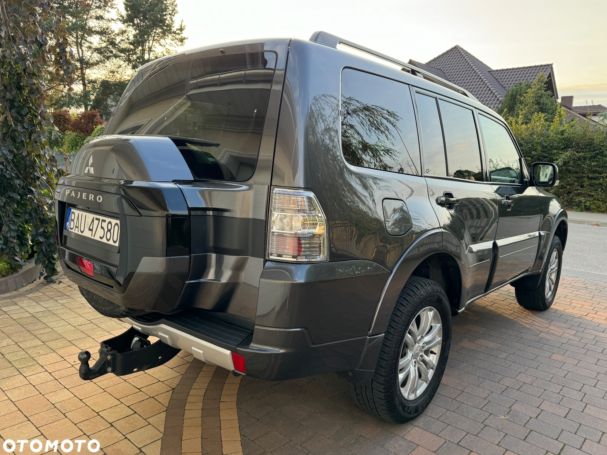 Mitsubishi Pajero - 3