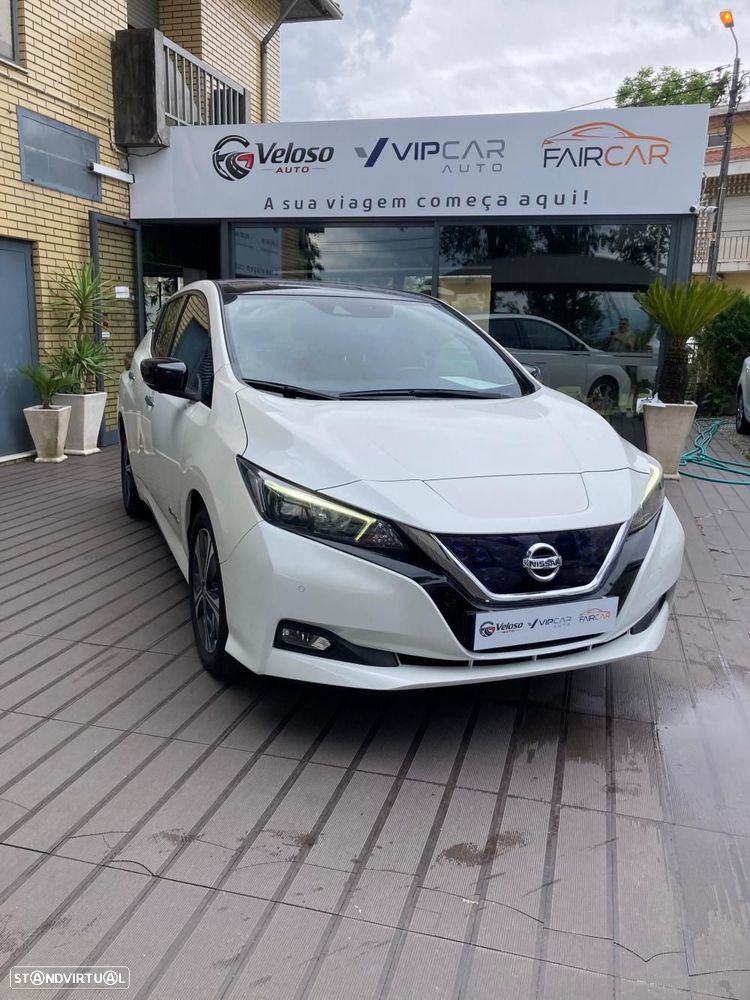 Nissan Leaf N-Connecta Two Tone - 1