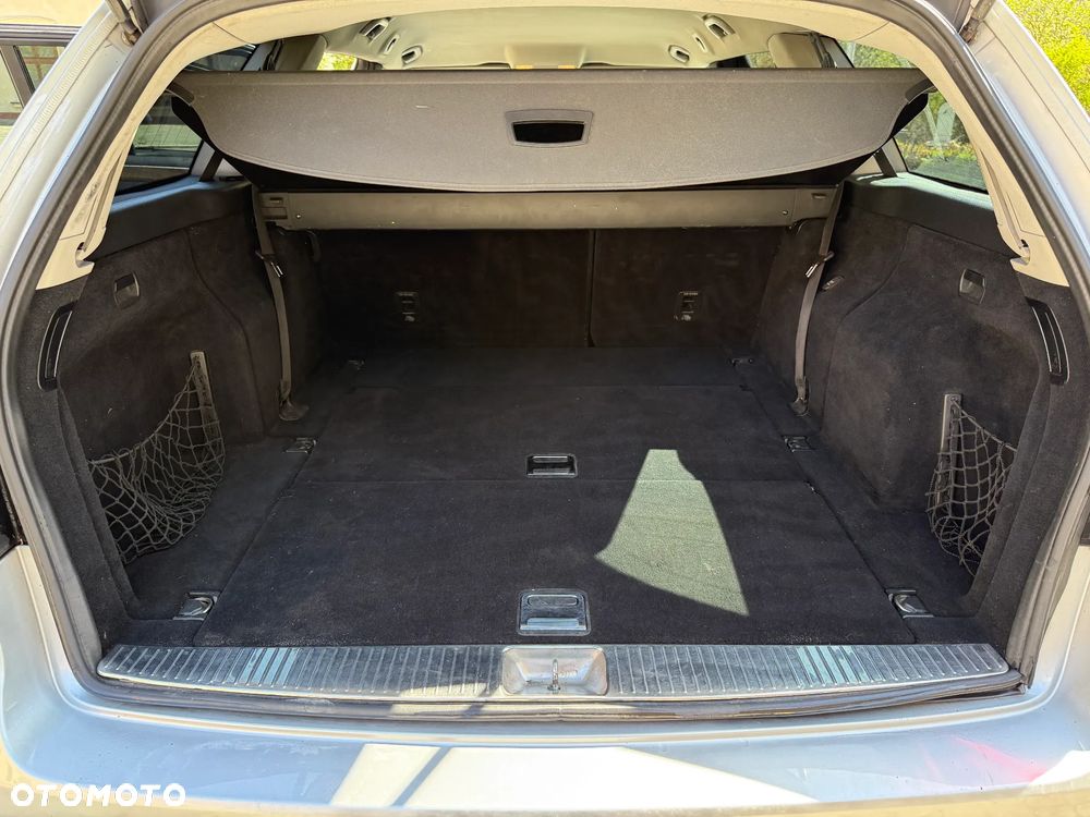 Mercedes-Benz Klasa E 220 CDI DPF BlueEFFICIENCY 7G-TRONIC - 11