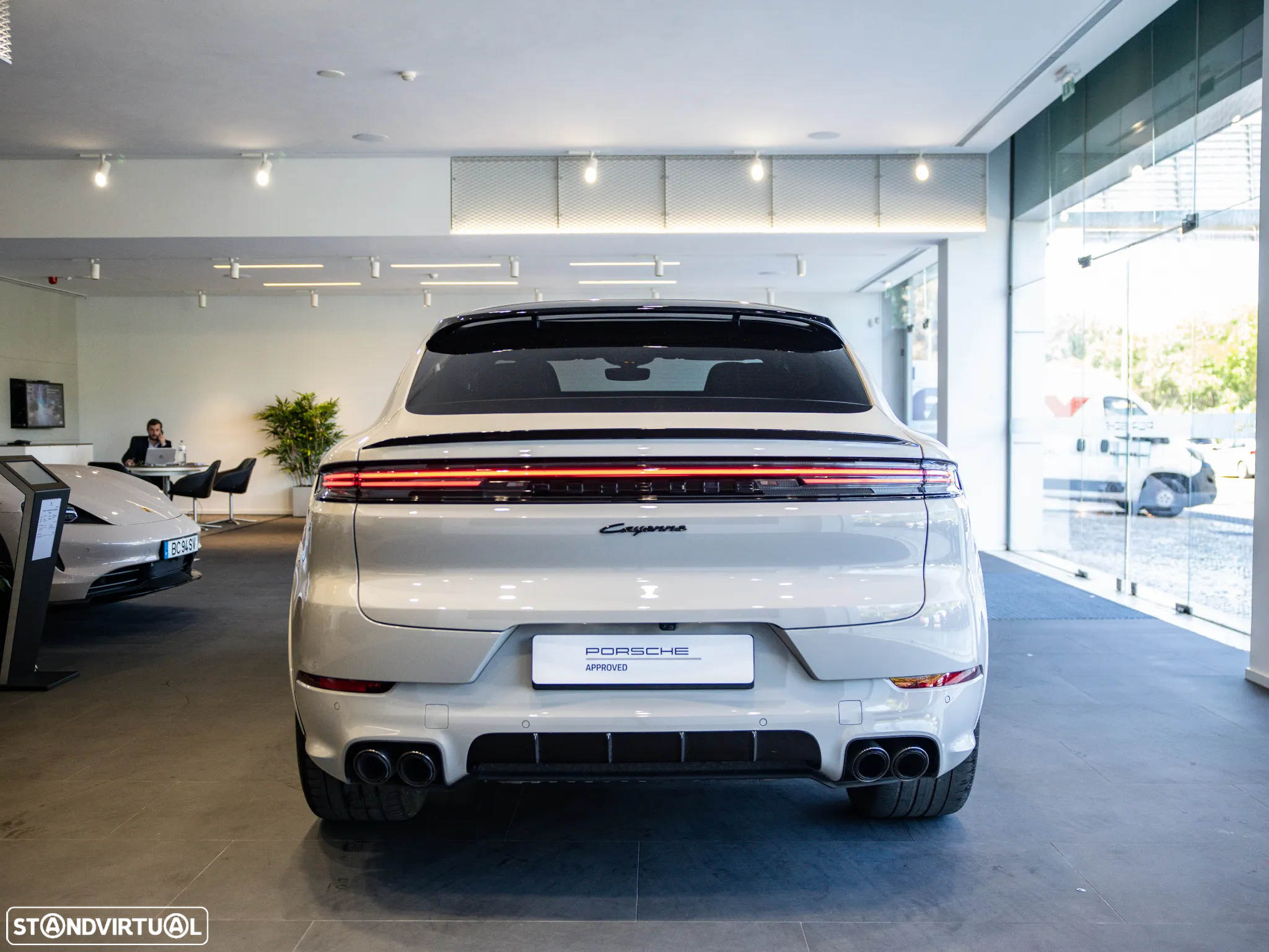 Porsche Cayenne Coupé E-Hybrid - 5