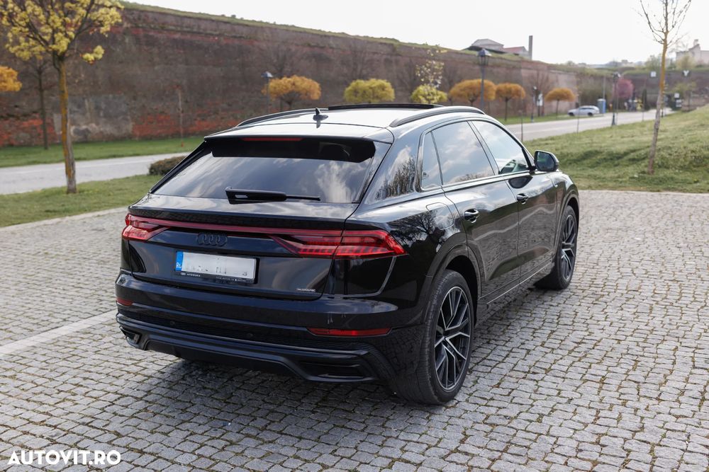 Audi Q8 - 7