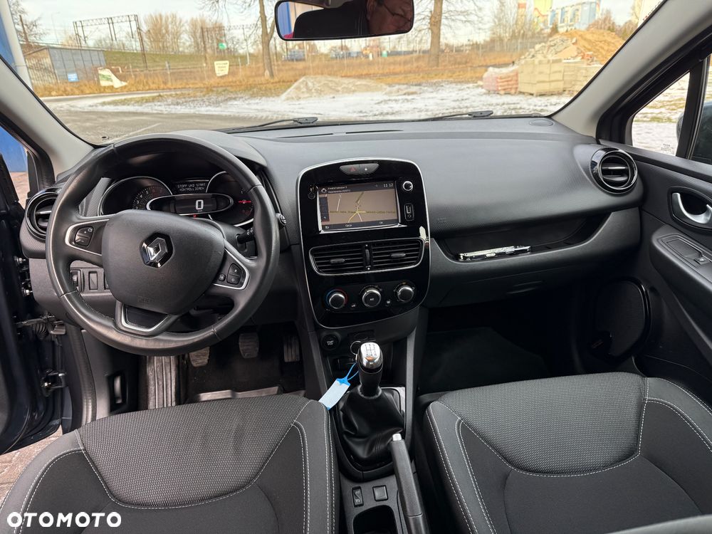 Renault Clio - 9