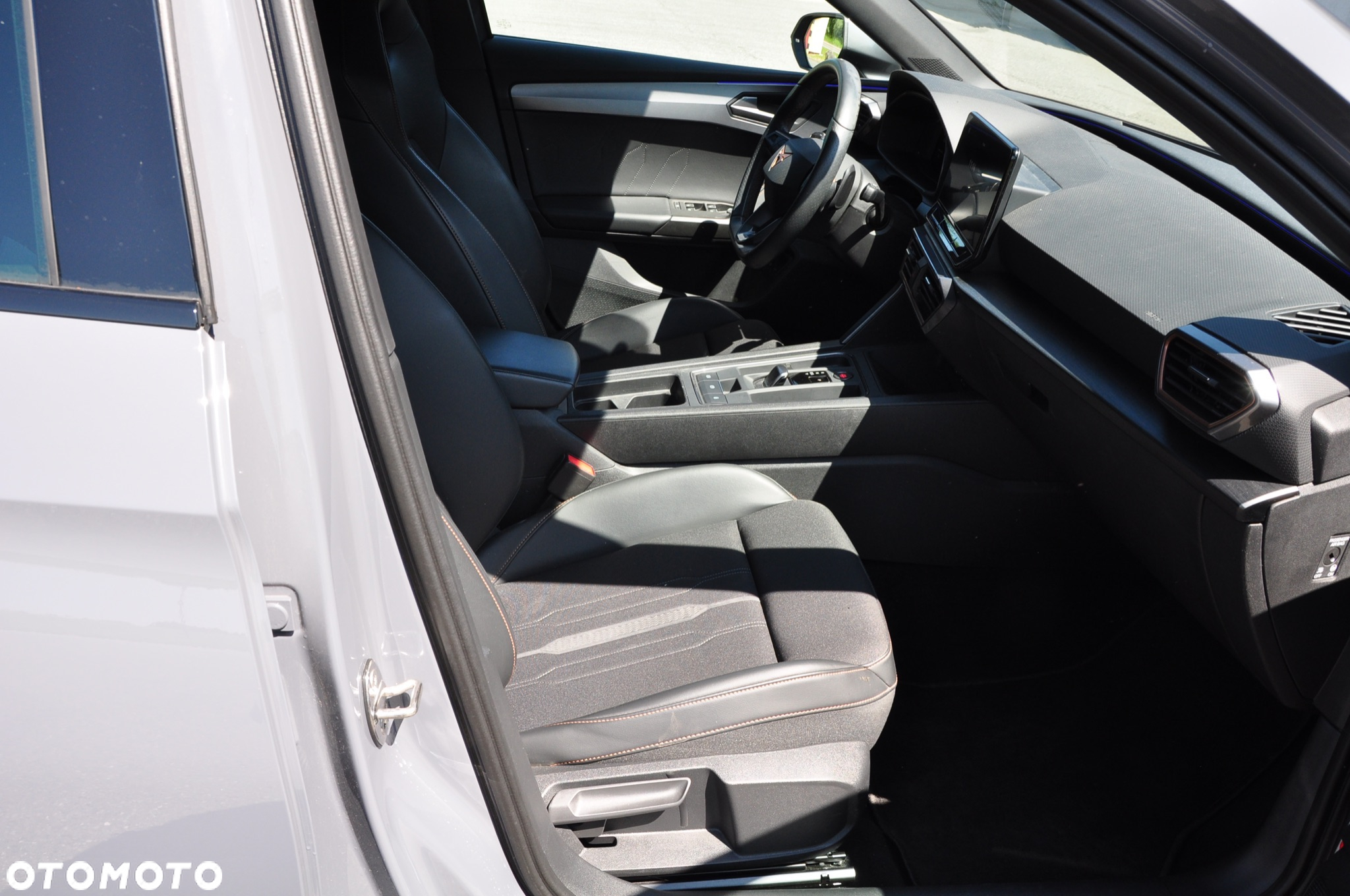 Cupra Leon Sportstourer 1.4 e-Hybrid (180 kW System) - 16