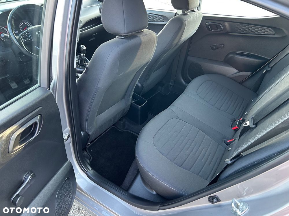 Hyundai i10 - 17