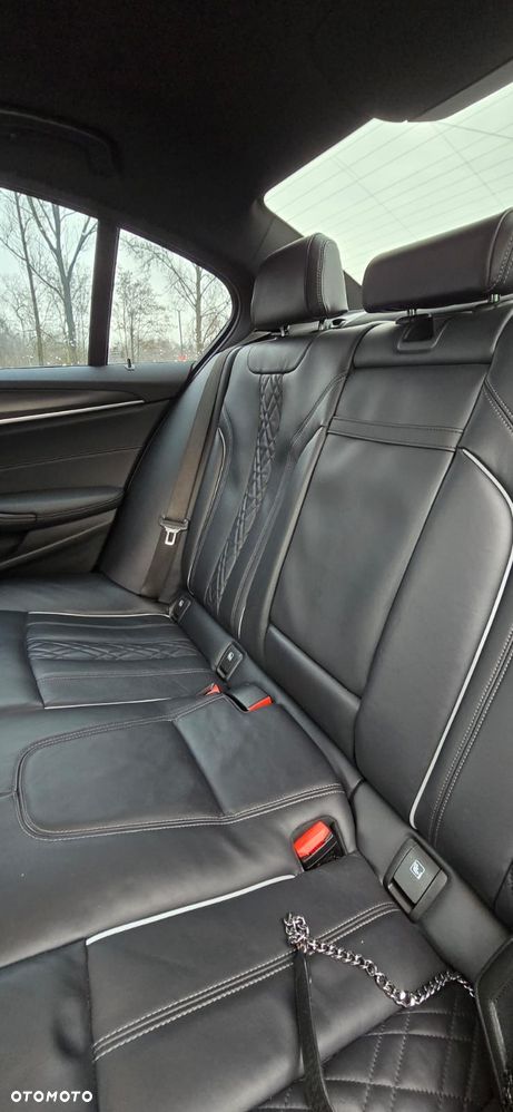 BMW Seria 5 530i - 14