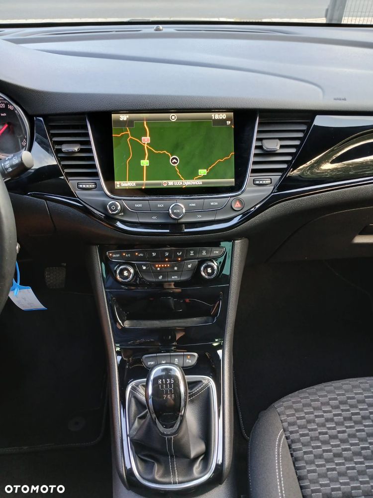 Opel Astra 1.4 Turbo Innovation - 32