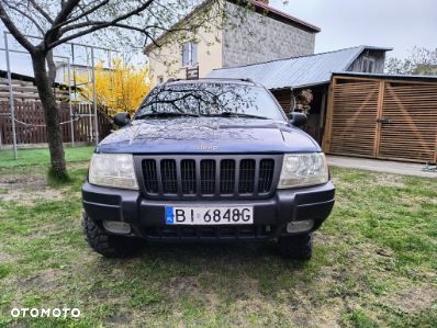 Jeep Grand Cherokee 4.0 Laredo - 19