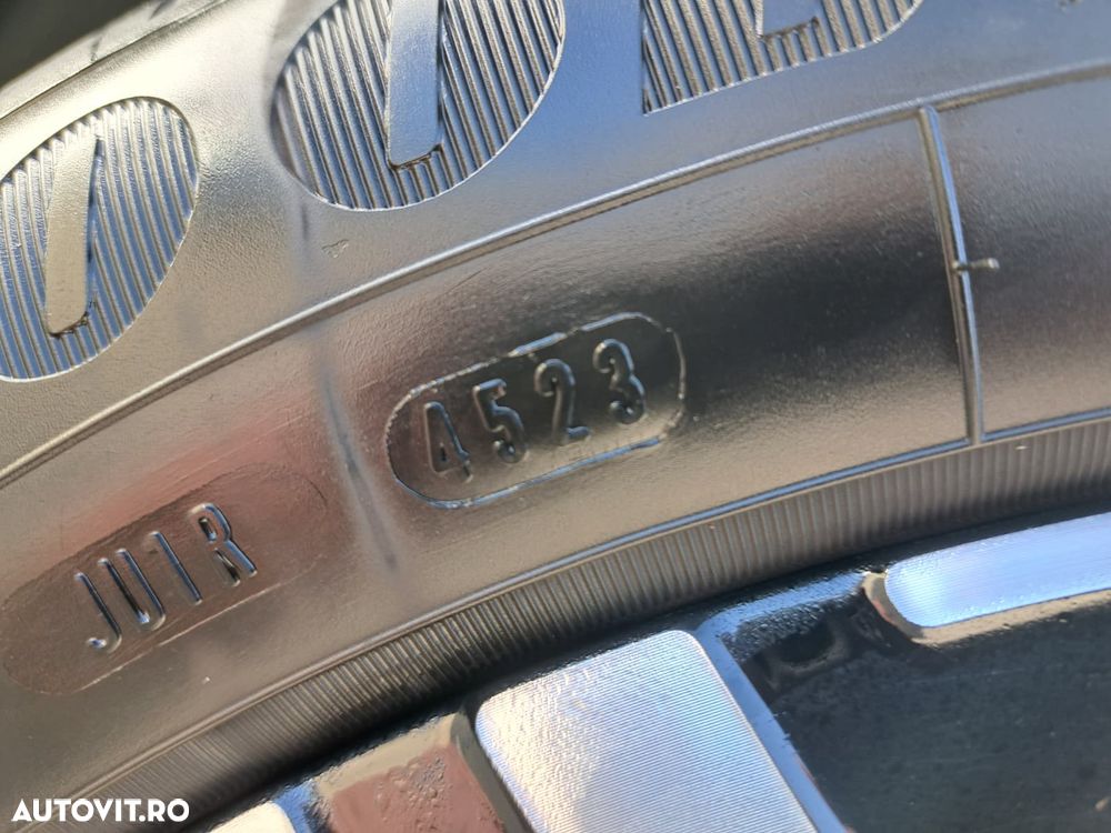 Volkswagen Taigo 1.5 TSI DSG Style - 11