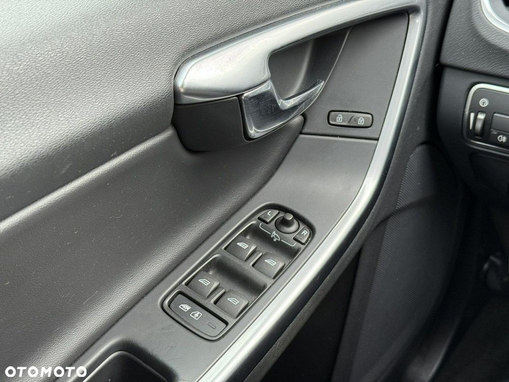 Volvo S60 - 26