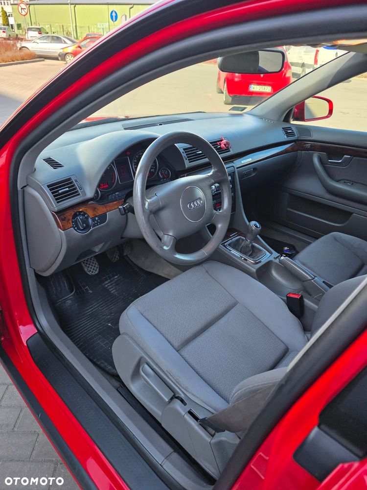 Audi A4 Avant 1.8T Quattro - 16