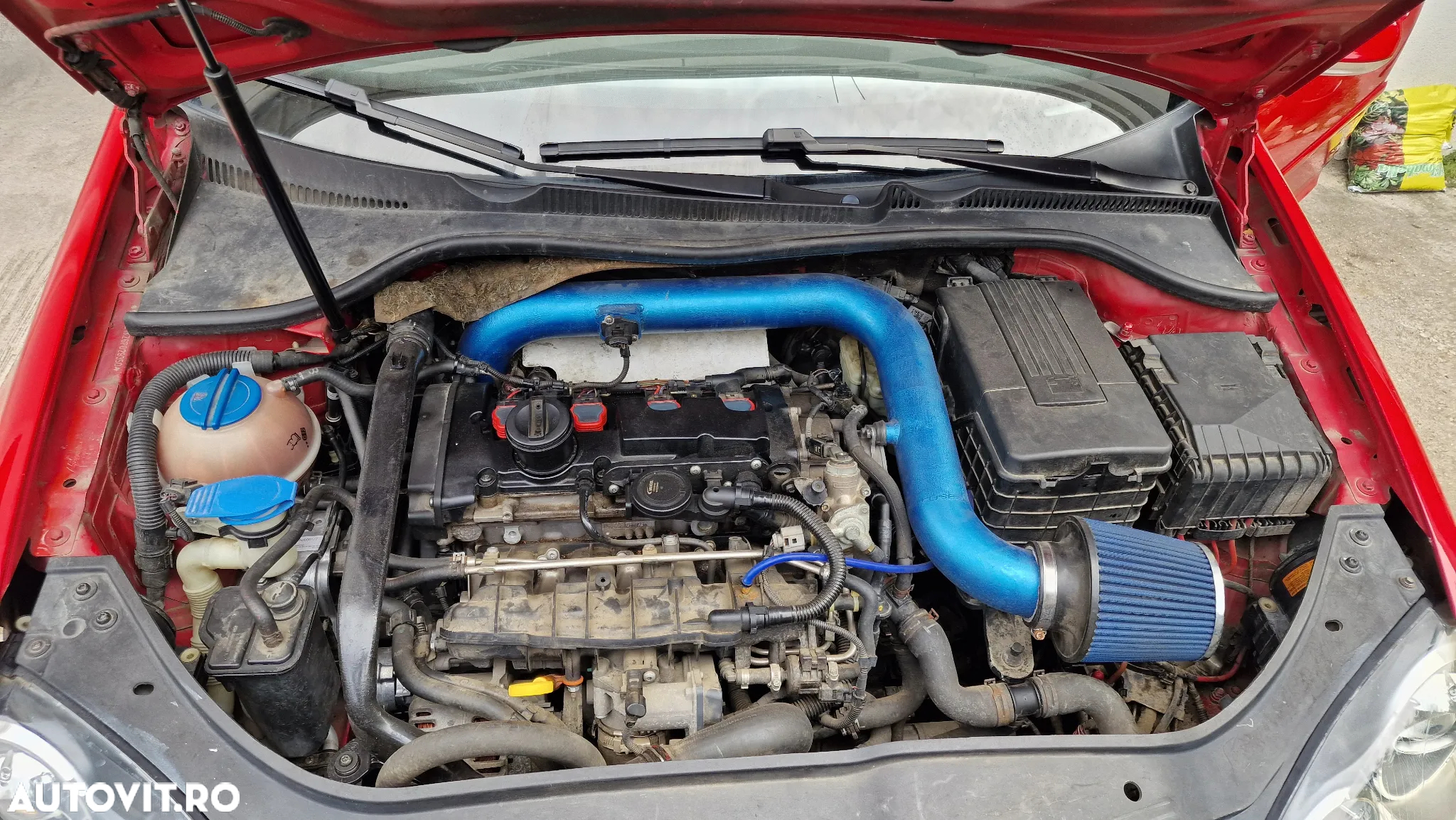 Volkswagen Golf 2.0 FSI GTI - 5