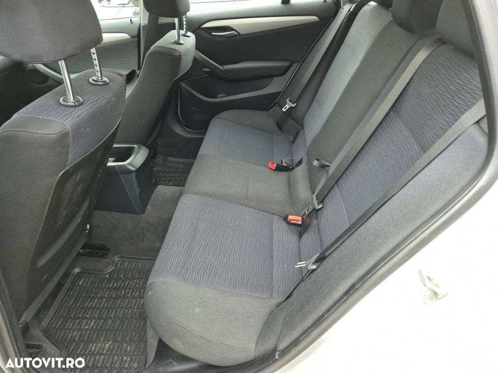 BMW X1 xDrive18d - 22