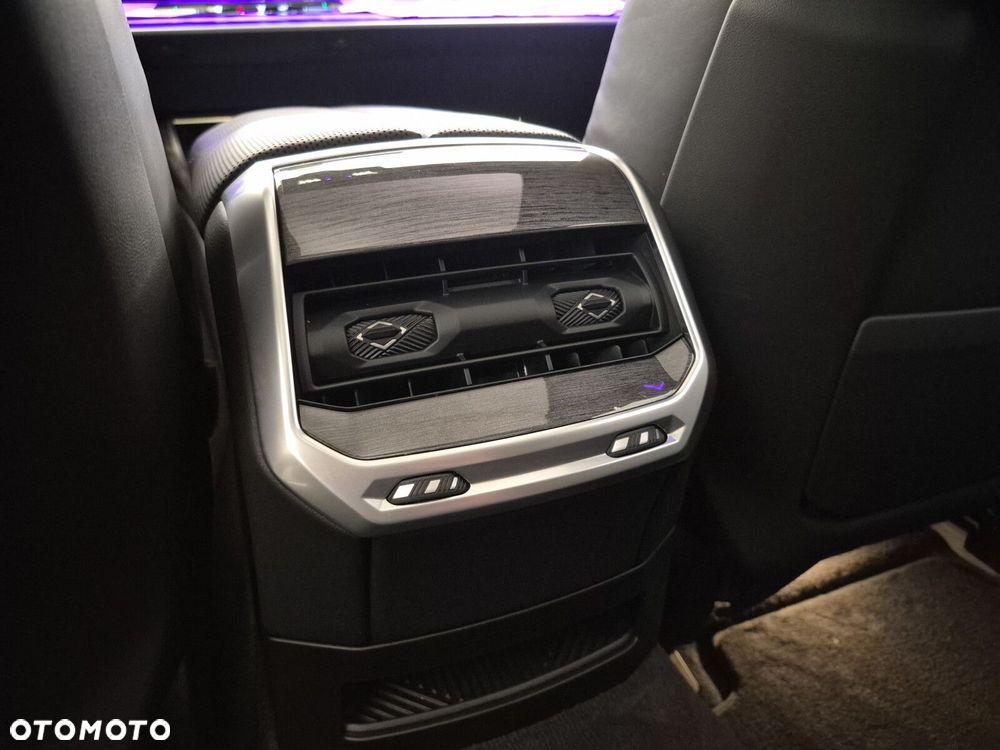 BMW Seria 7 740d xDrive mHEV M Sport sport - 27