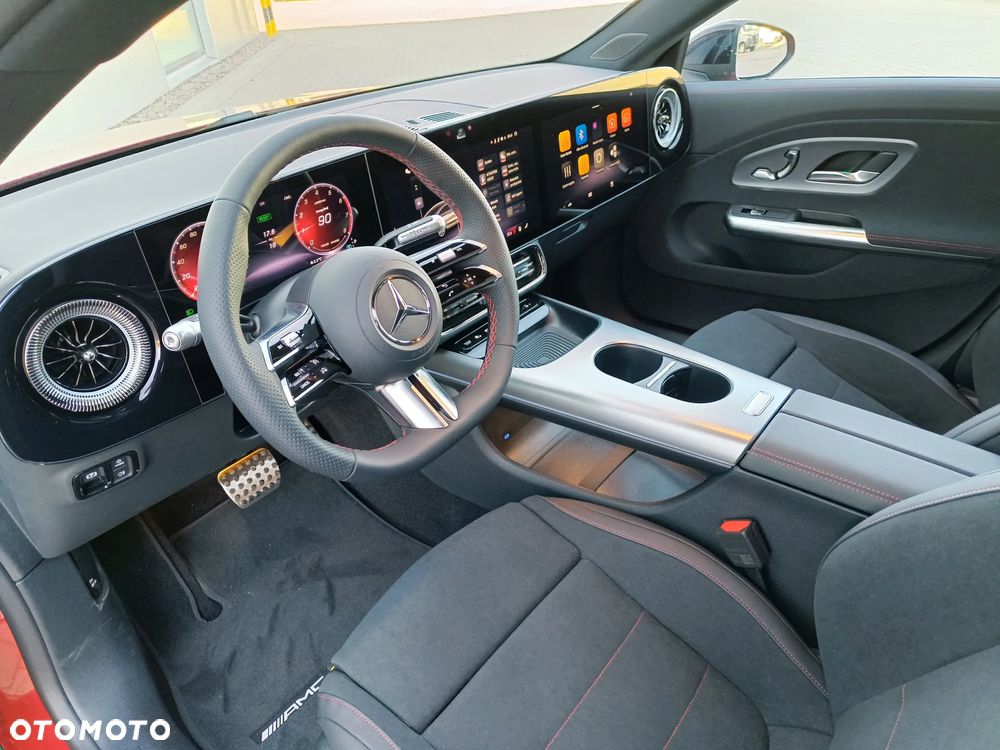 Mercedes-Benz CLA 220 mHEV 4-Matic 8G-DCT - 4