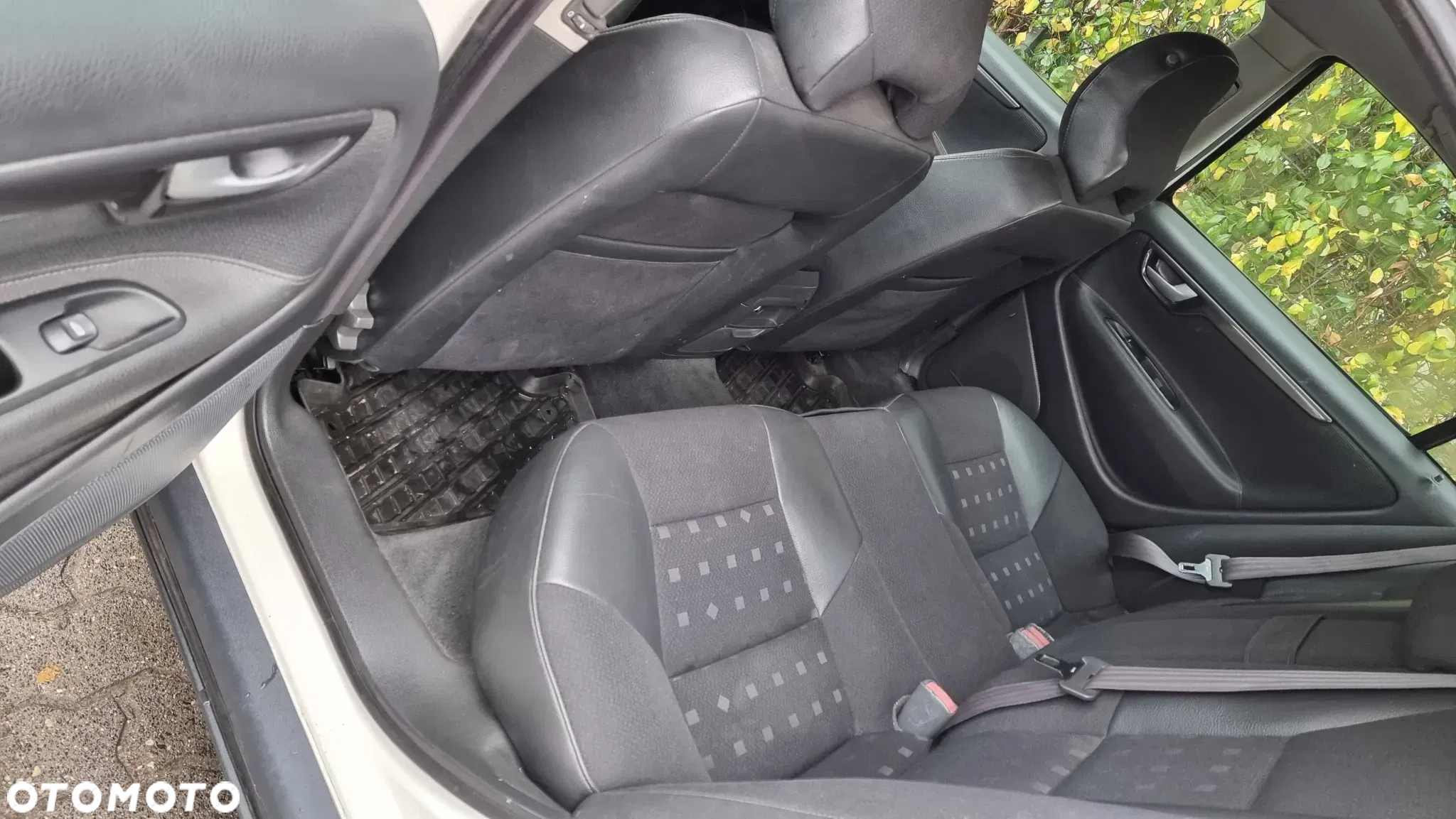 Volvo S60 2.4i - 9