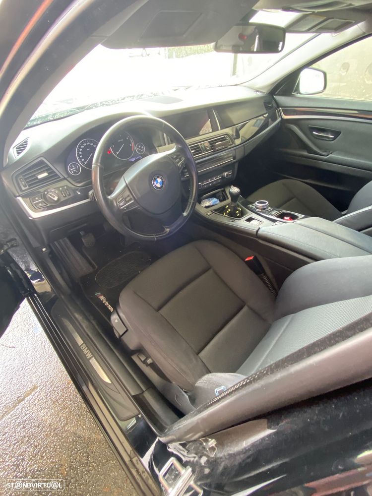 BMW 520 d Pack M - 19