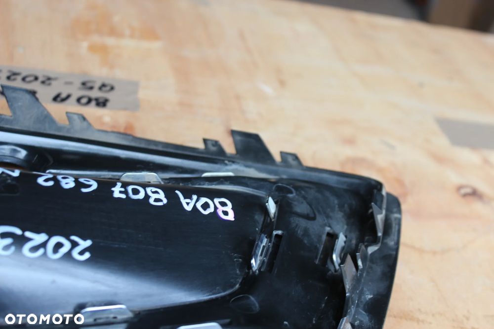 KRATKA ZDERZAKA PRAWA AUDI Q5 80A LIFT 80A807682N 2023 - 15