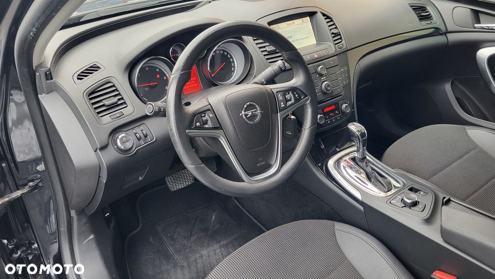 Opel Insignia 2.0 CDTI Cosmo - 11