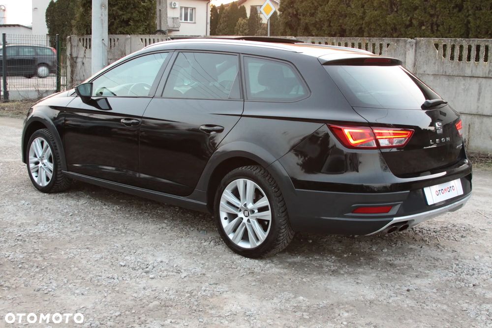 Seat Leon Sportstourer 2.0 TDI Start&Stop 4Drive DSG X-Perience - 8
