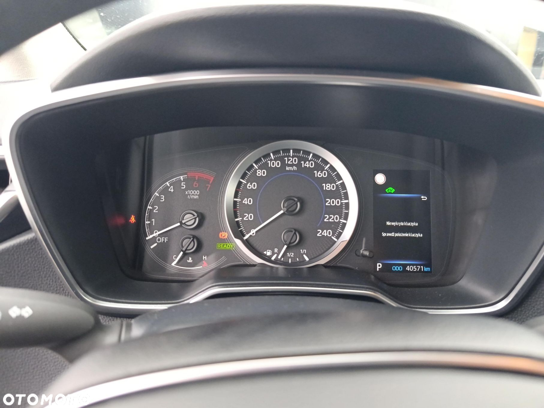 Toyota Corolla 1.8 Hybrid Comfort - 29