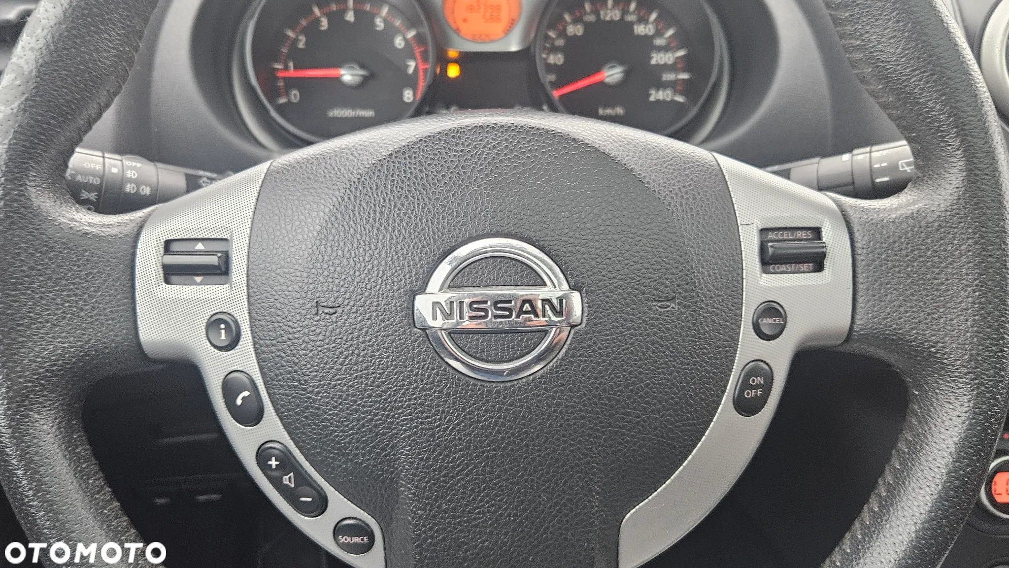 Nissan Qashqai 2.0 Acenta CVT - 20