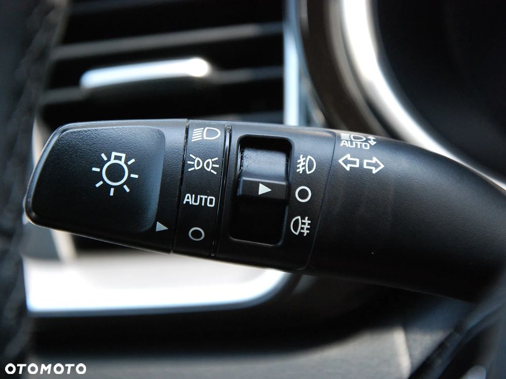 Kia Ceed 1.5 T-GDI L - 29