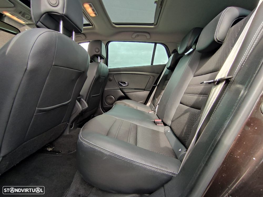 Renault Mégane 1.5 dCi Bose Edition - 25